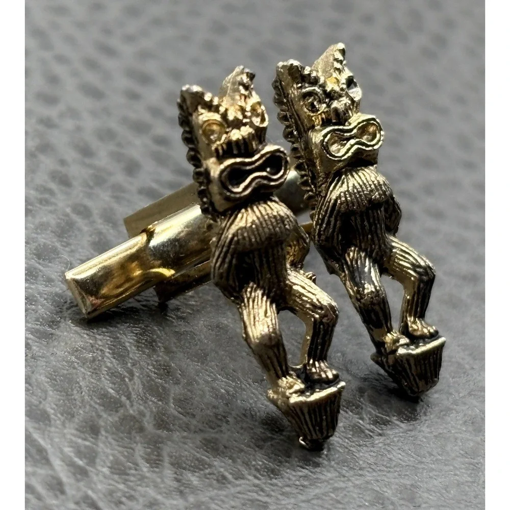 Vintage Rare Tiki Cufflinks MCM Era Gold Tone